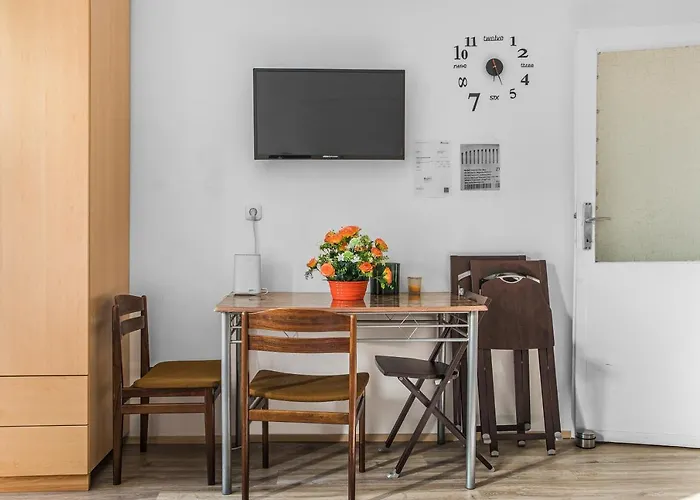 Charming 1Br Apartment With Garden Near Danube River *