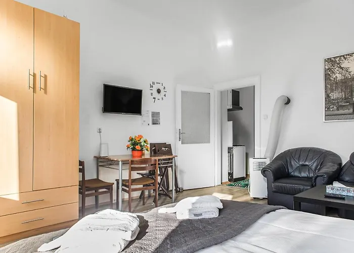 Charming 1Br Apartment With Garden Near Danube River Vienna